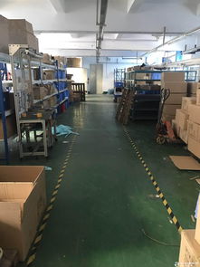 横岗四联现成精装电子厂招租——1700平米理想空间，赋能软件开发与科技创新